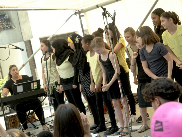 OLYMPUS DIGITAL CAMERA