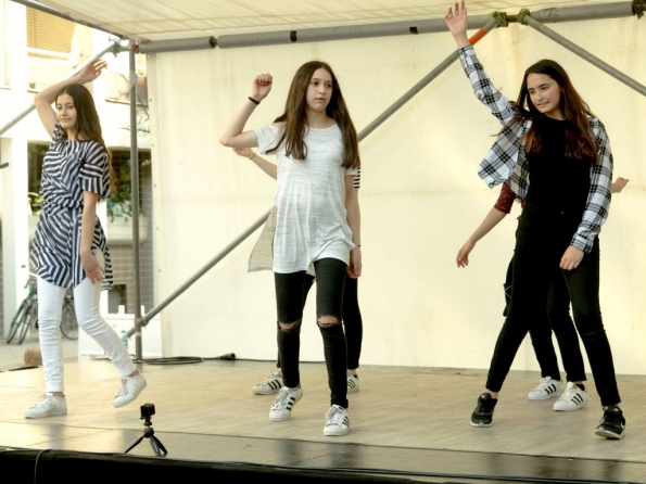 OLYMPUS DIGITAL CAMERA