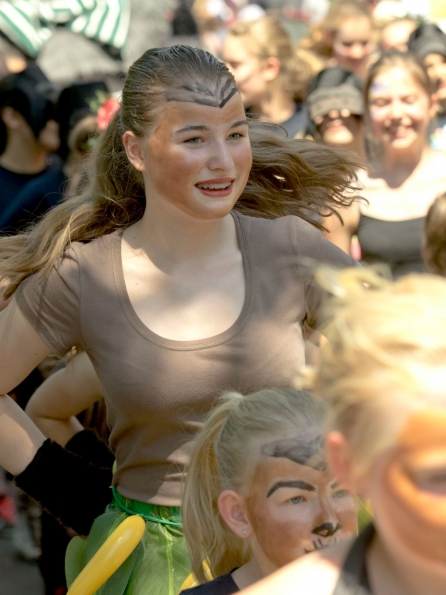 OLYMPUS DIGITAL CAMERA