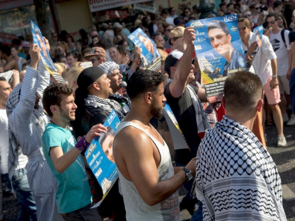 OLYMPUS DIGITAL CAMERA