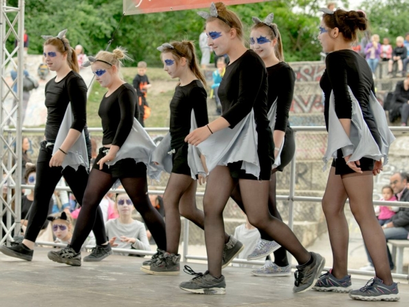 OLYMPUS DIGITAL CAMERA