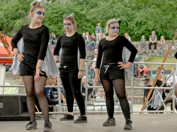 OLYMPUS DIGITAL CAMERA