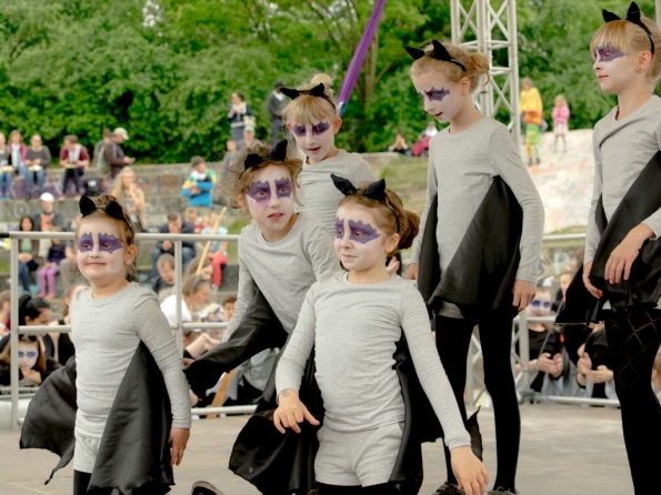 OLYMPUS DIGITAL CAMERA