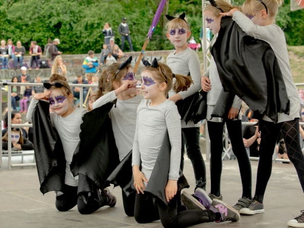 OLYMPUS DIGITAL CAMERA