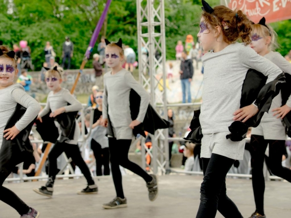 OLYMPUS DIGITAL CAMERA