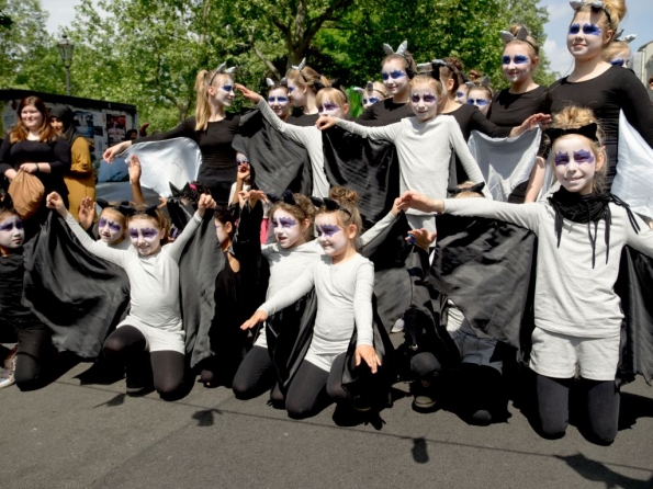 OLYMPUS DIGITAL CAMERA