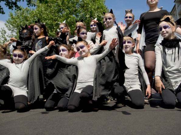 OLYMPUS DIGITAL CAMERA