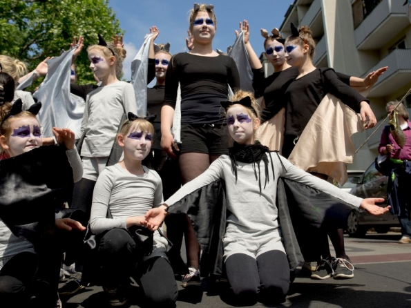 OLYMPUS DIGITAL CAMERA