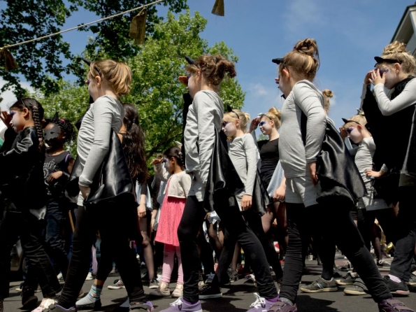 OLYMPUS DIGITAL CAMERA