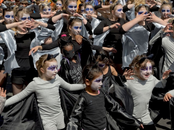 OLYMPUS DIGITAL CAMERA