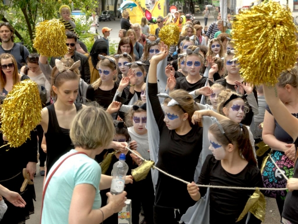 OLYMPUS DIGITAL CAMERA