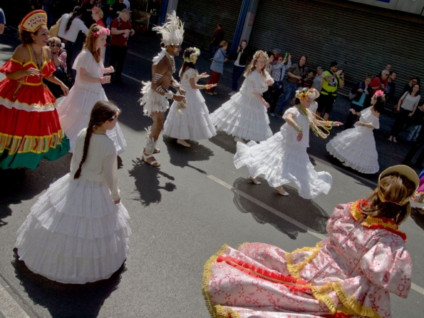 OLYMPUS DIGITAL CAMERA