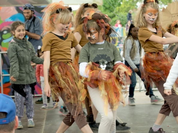 OLYMPUS DIGITAL CAMERA