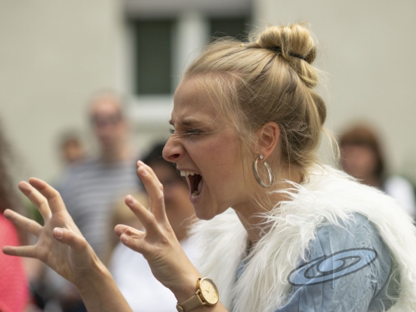 OLYMPUS DIGITAL CAMERA