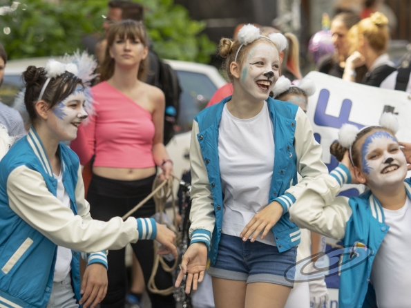 OLYMPUS DIGITAL CAMERA