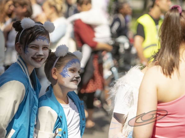 OLYMPUS DIGITAL CAMERA