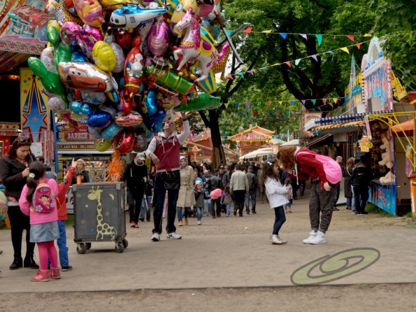 OLYMPUS DIGITAL CAMERA